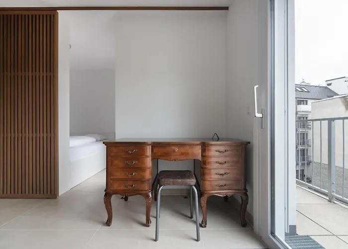 Апартаменти Ruhig, Hell Und Neu Mit Garage Відень
